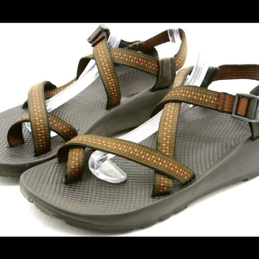 ✔♦️HP♦Chaco men's black, red, yellow sports sandals